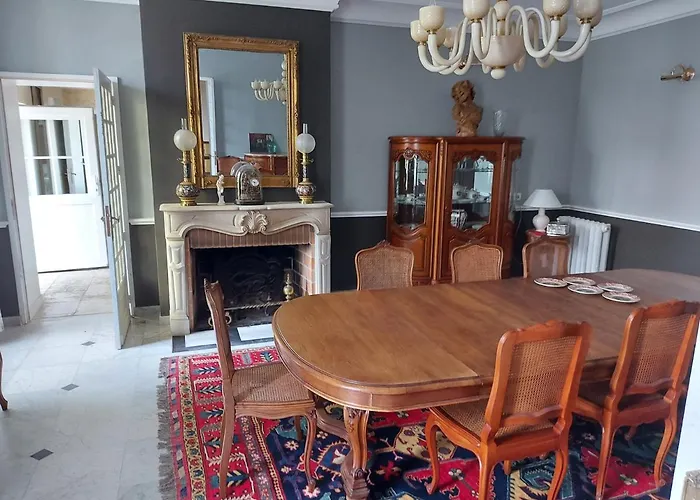 Πανσιόν Chateau Gunes 3*